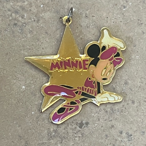 Vintage 1992 Minnie Mouse charm - Picture 1 of 5